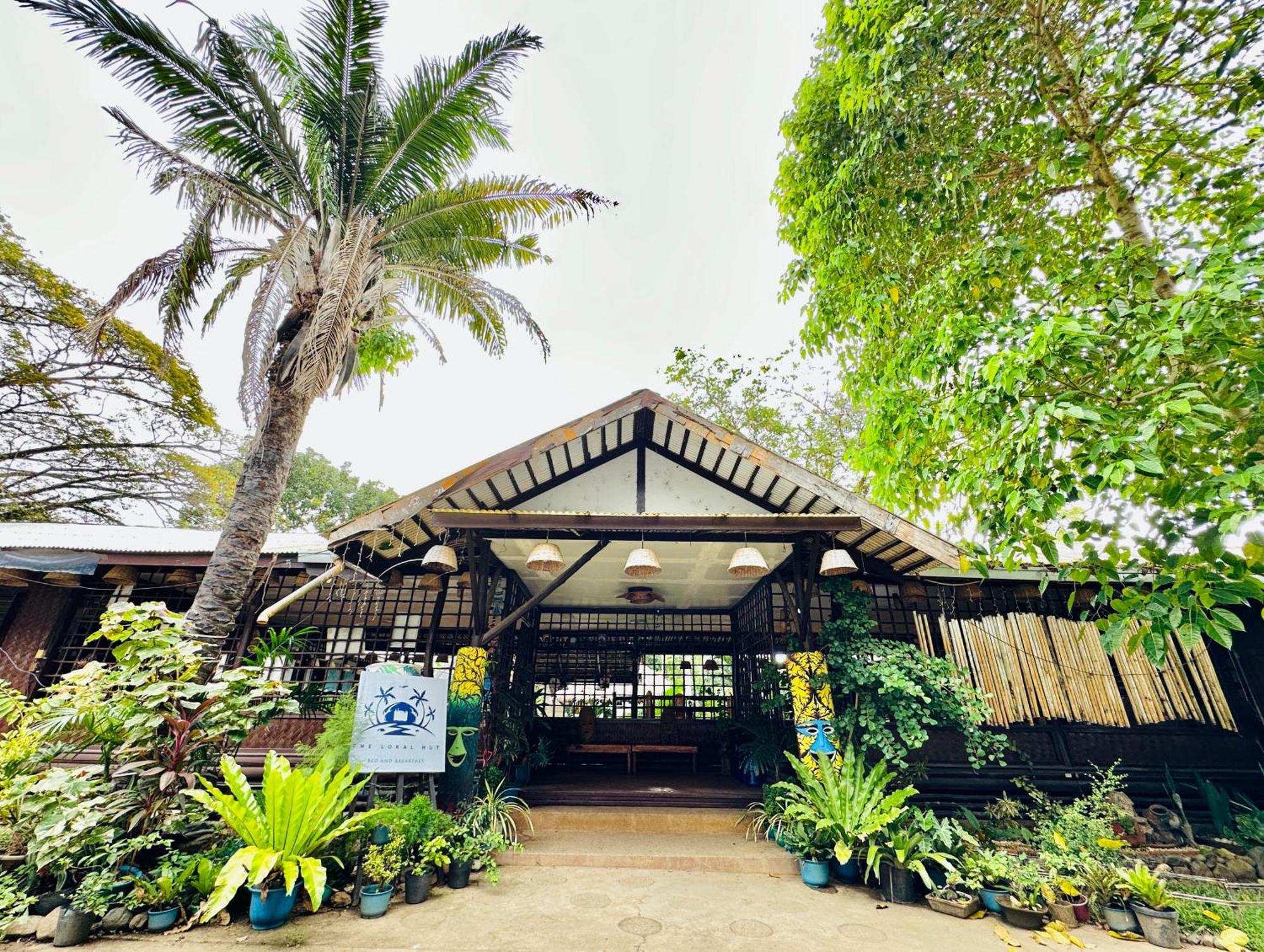 Lokal Hut Bed And Breakfast Puerto Princesa Exterior photo